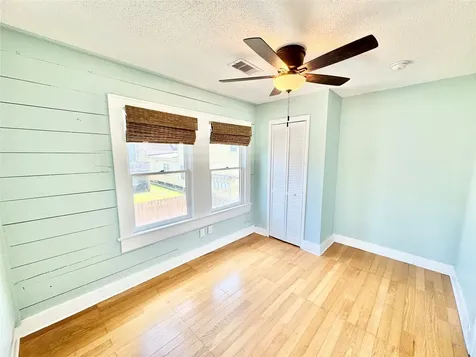 1505 Avenue L Rear Galveston TX 77550