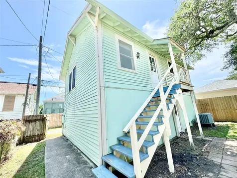 1505 Avenue L Rear Galveston TX 77550