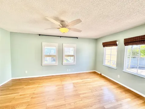 1505 Avenue L Rear Galveston TX 77550