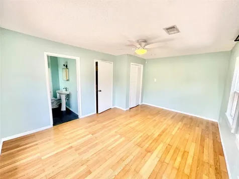 1505 Avenue L Rear Galveston TX 77550
