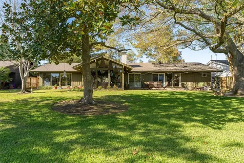 135 Woodhaven Lane Taylor Lake Village TX 77586