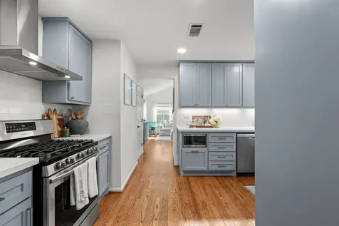 1516 Lawrence Street Houston TX 77008
