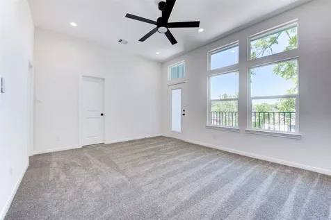 6809 Paris Street Houston TX 77021