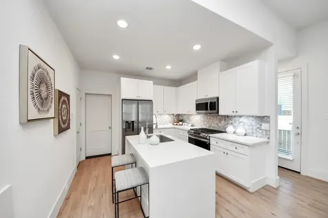 1032 Glen Avenue D Houston TX 77088