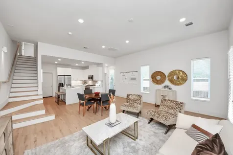 1032 Glen Avenue D Houston TX 77088