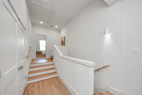 1032 Glen Avenue D Houston TX 77088