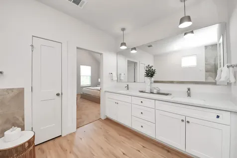 1032 Glen Avenue D Houston TX 77088