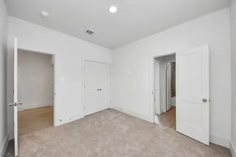 1032 Glen Avenue D Houston TX 77088