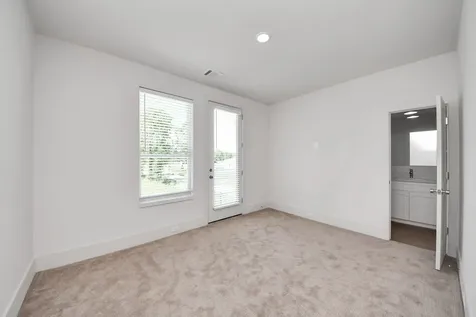 1032 Glen Avenue D Houston TX 77088