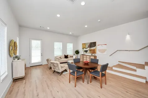 1032 Glen Avenue D Houston TX 77088