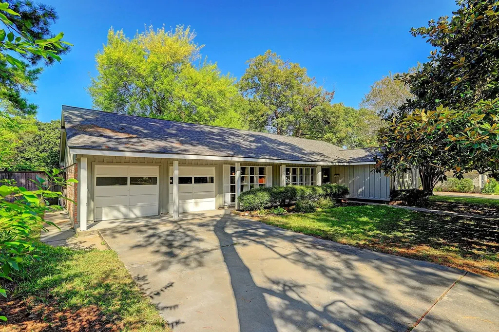 9208 Rangely Drive Houston TX 77055