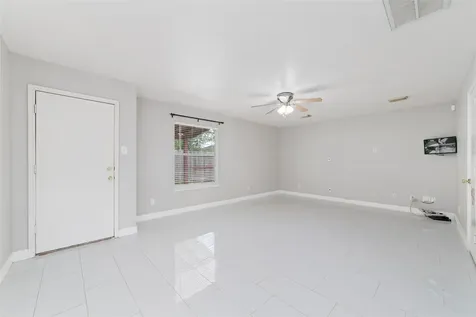 10831 Cayman Mist Drive Houston TX 77075