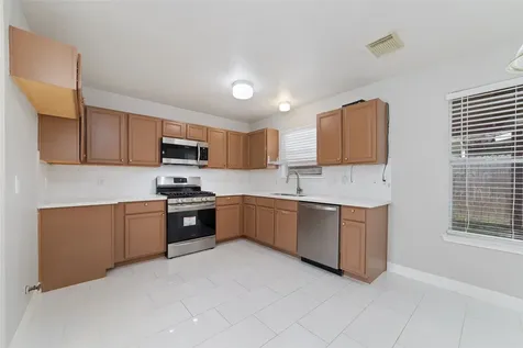 10831 Cayman Mist Drive Houston TX 77075