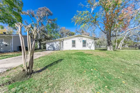 54 Lupine Court Lake Jackson TX 77566