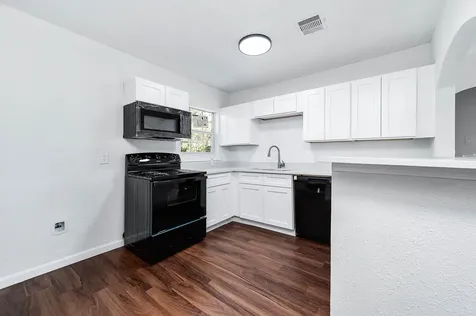54 Lupine Court Lake Jackson TX 77566