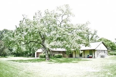 1918 County Road 676 Dayton TX 77535