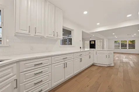 4862 Creekbend Drive Houston TX 77035