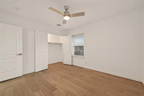 4862 Creekbend Drive Houston TX 77035