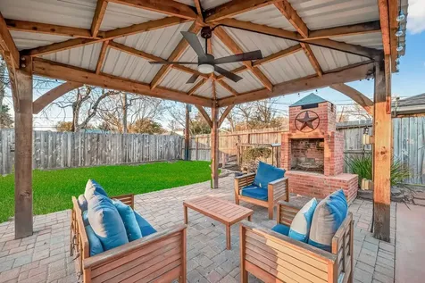 4862 Creekbend Drive Houston TX 77035