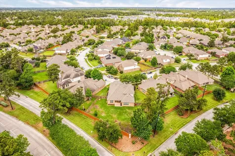 16802 Cherokee Lake Lane Houston TX 77044