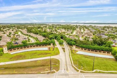16802 Cherokee Lake Lane Houston TX 77044