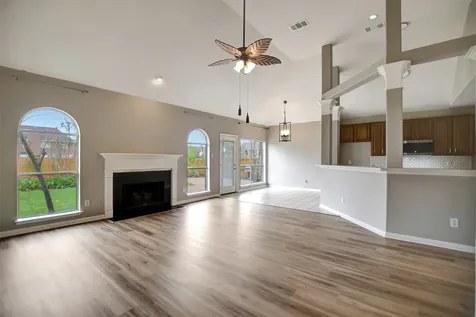 1709 Orlando Street Friendswood TX 77546