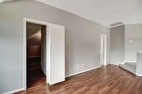 1709 Orlando Street Friendswood TX 77546