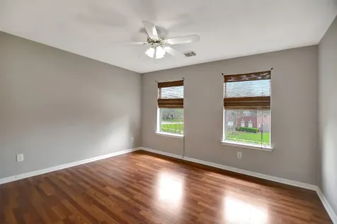 1709 Orlando Street Friendswood TX 77546