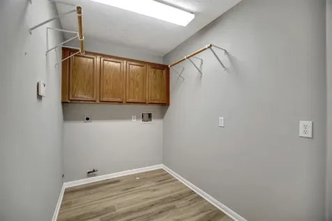1709 Orlando Street Friendswood TX 77546