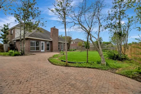 1709 Orlando Street Friendswood TX 77546