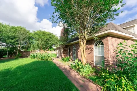 1709 Orlando Street Friendswood TX 77546