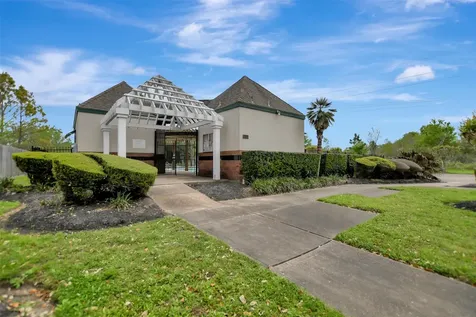 1709 Orlando Street Friendswood TX 77546