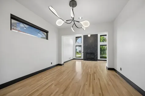 4521 Merrie Lane Bellaire TX 77401
