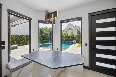 4521 Merrie Lane Bellaire TX 77401