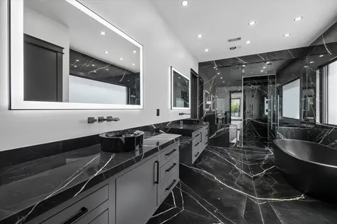 4521 Merrie Lane Bellaire TX 77401