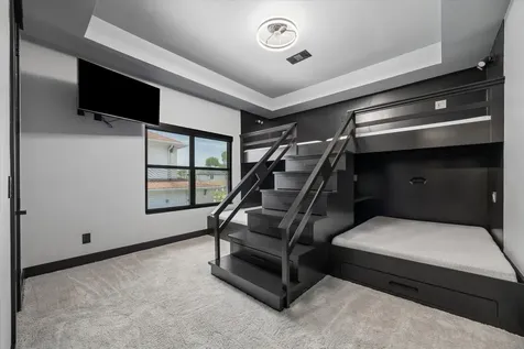 4521 Merrie Lane Bellaire TX 77401