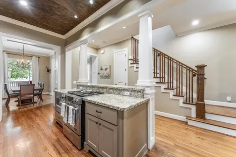 836 E 24th Street Houston TX 77009