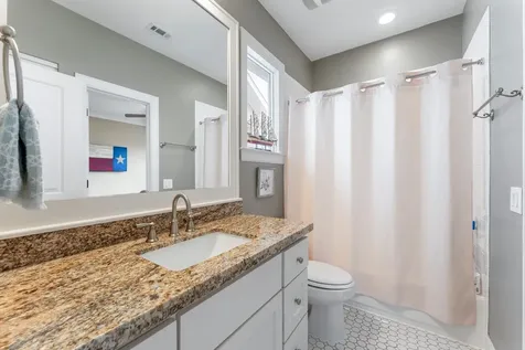 836 E 24th Street Houston TX 77009