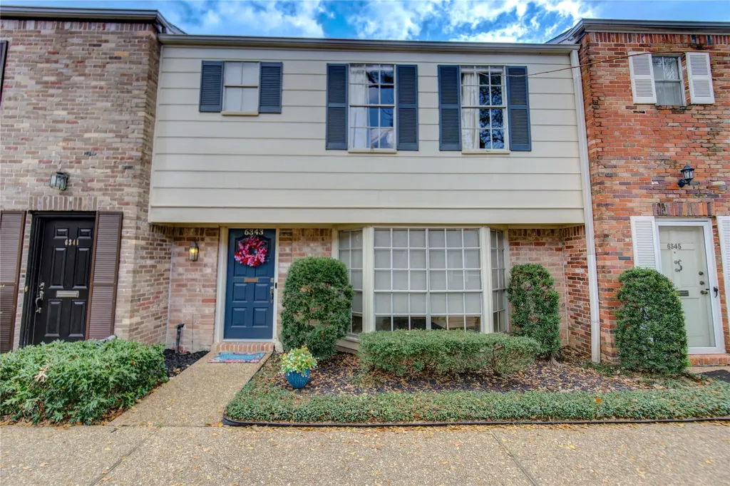 6343 Briar Rose Drive 142 Houston TX 77057