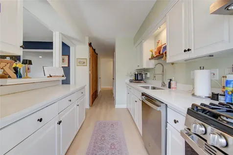 6343 Briar Rose Drive 142 Houston TX 77057