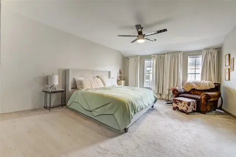 6343 Briar Rose Drive 142 Houston TX 77057