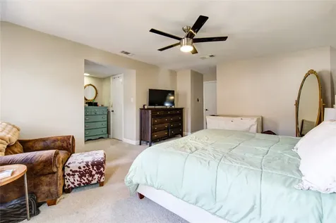 6343 Briar Rose Drive 142 Houston TX 77057