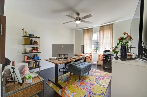 6343 Briar Rose Drive 142 Houston TX 77057