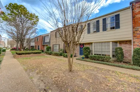 6343 Briar Rose Drive 142 Houston TX 77057