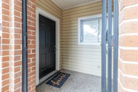 1404 Walnut Bend Lane 23 Houston TX 77042