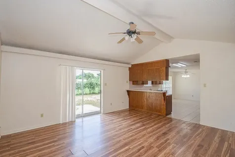 8111 Dellanera Drive Hitchcock TX 77563