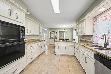 15903 Signal Creek Drive Houston TX 77095