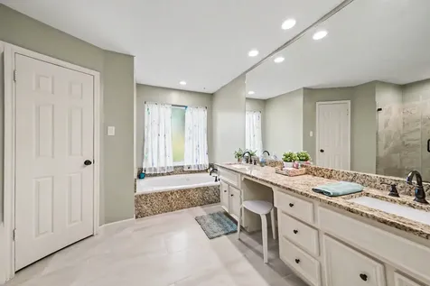 15903 Signal Creek Drive Houston TX 77095