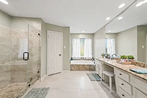 15903 Signal Creek Drive Houston TX 77095