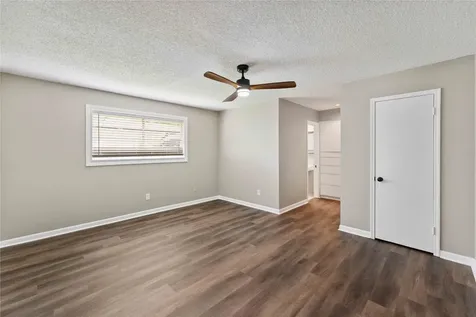 8015 Burning Hills Drive Houston TX 77071